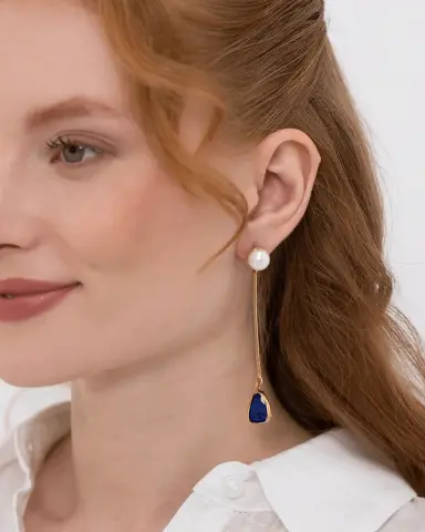 İnci Küpe Lapis Lazuli Taşlı model üzerinde, 925 ayar gümüş, 8.8 gr