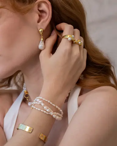 İnci Bileklik Misel model üzerinde, 925 ayar gümüş, 17 cm