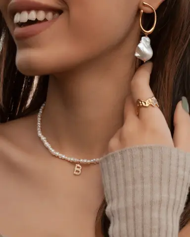 Barok İnci Küpe Tiny model üzerinde, 925 ayar gümüş, 9.8 gr
