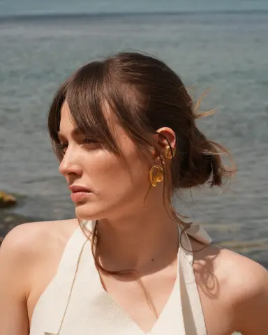 Büyük Midye Küpe Tina model üzerinde, 925 ayar gümüş, 11.04 gr